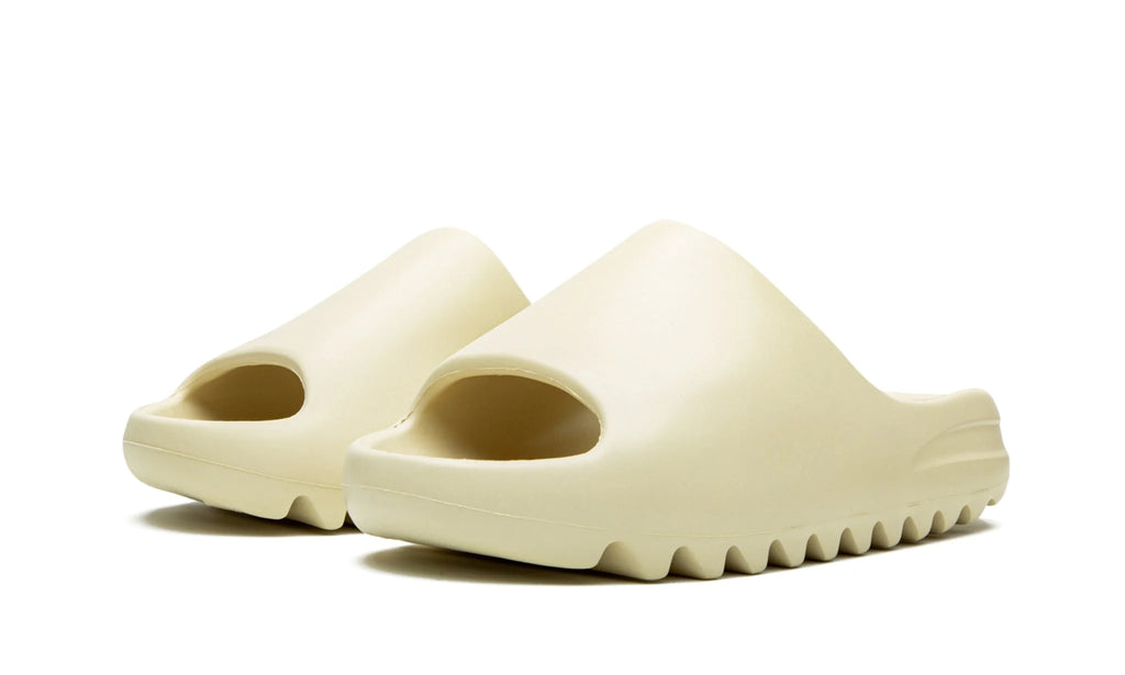 YEEZY SLIDE Bone 2022