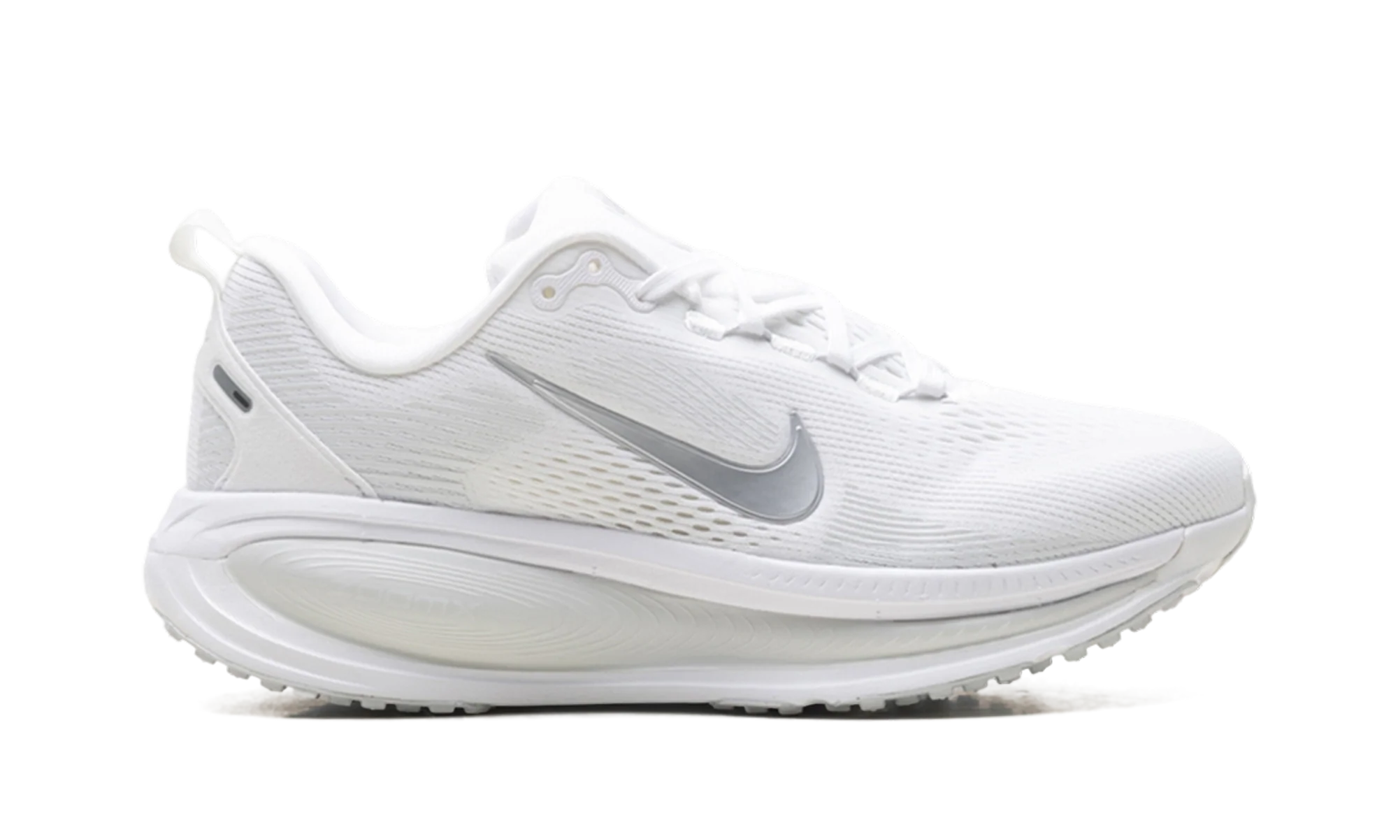 Vomero 18 WMNS"White Photon Dust Summit White Metallic Silver" HM6804 104
