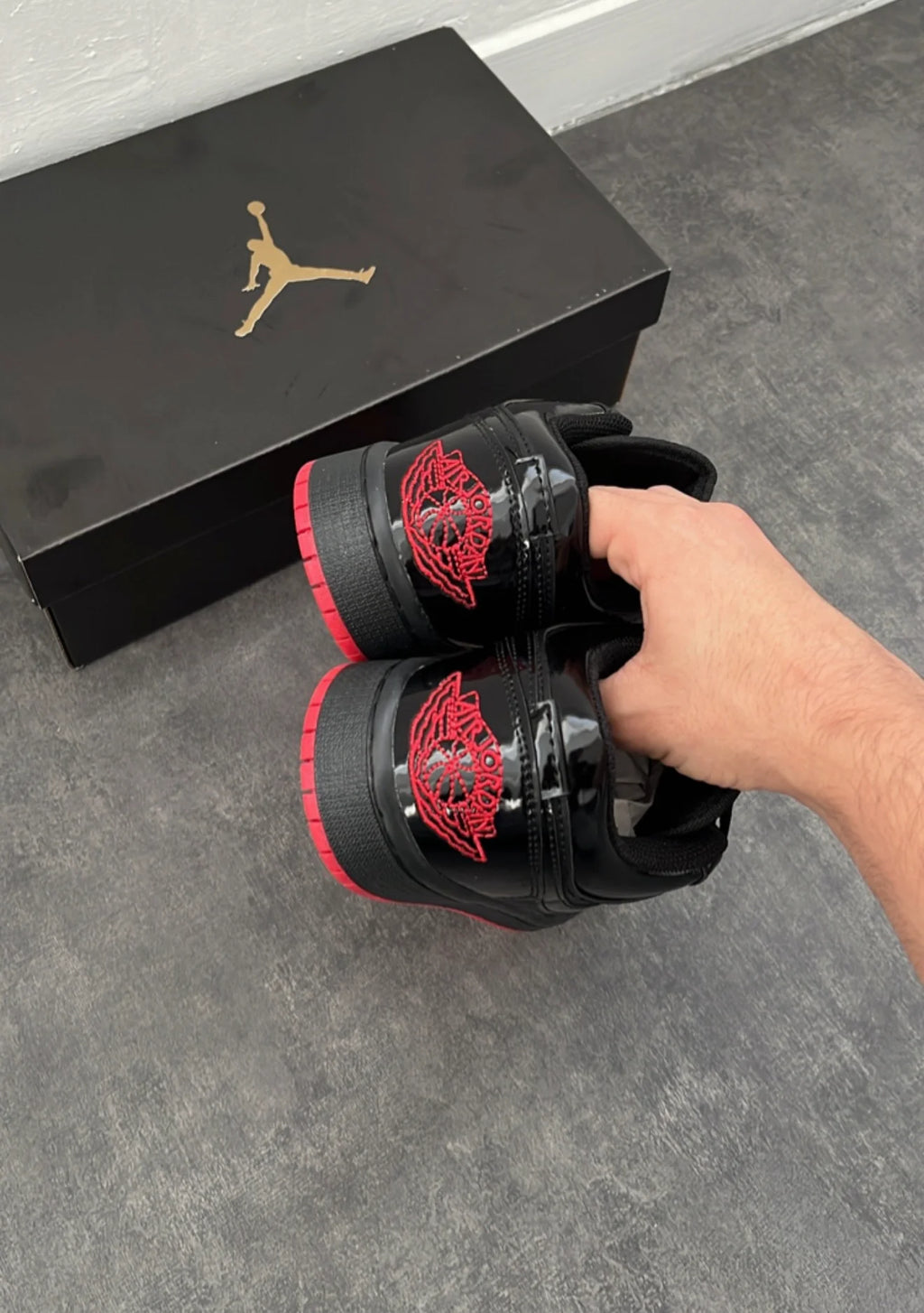 NIKE JORDON