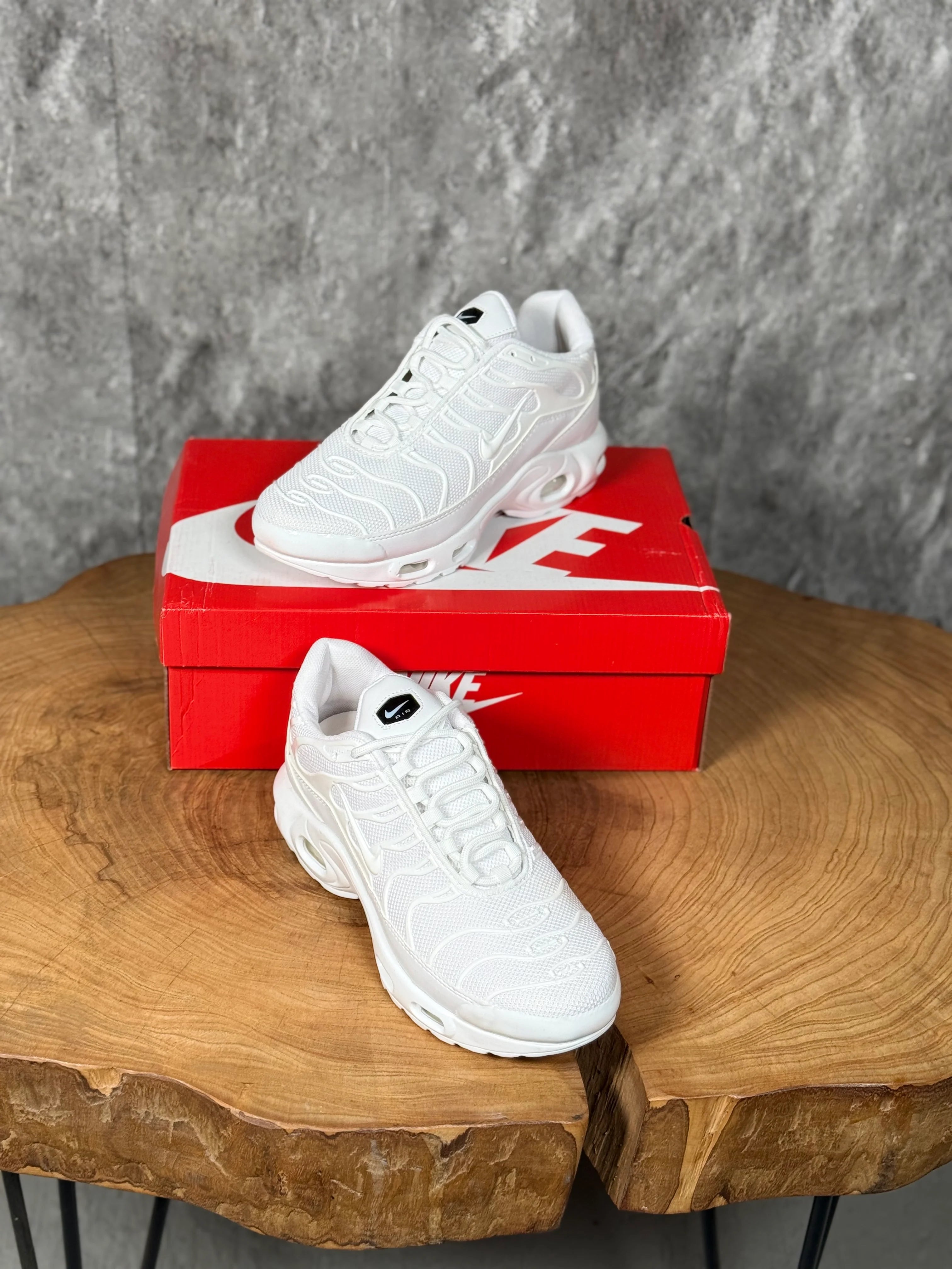 NIKE TN MODELİ