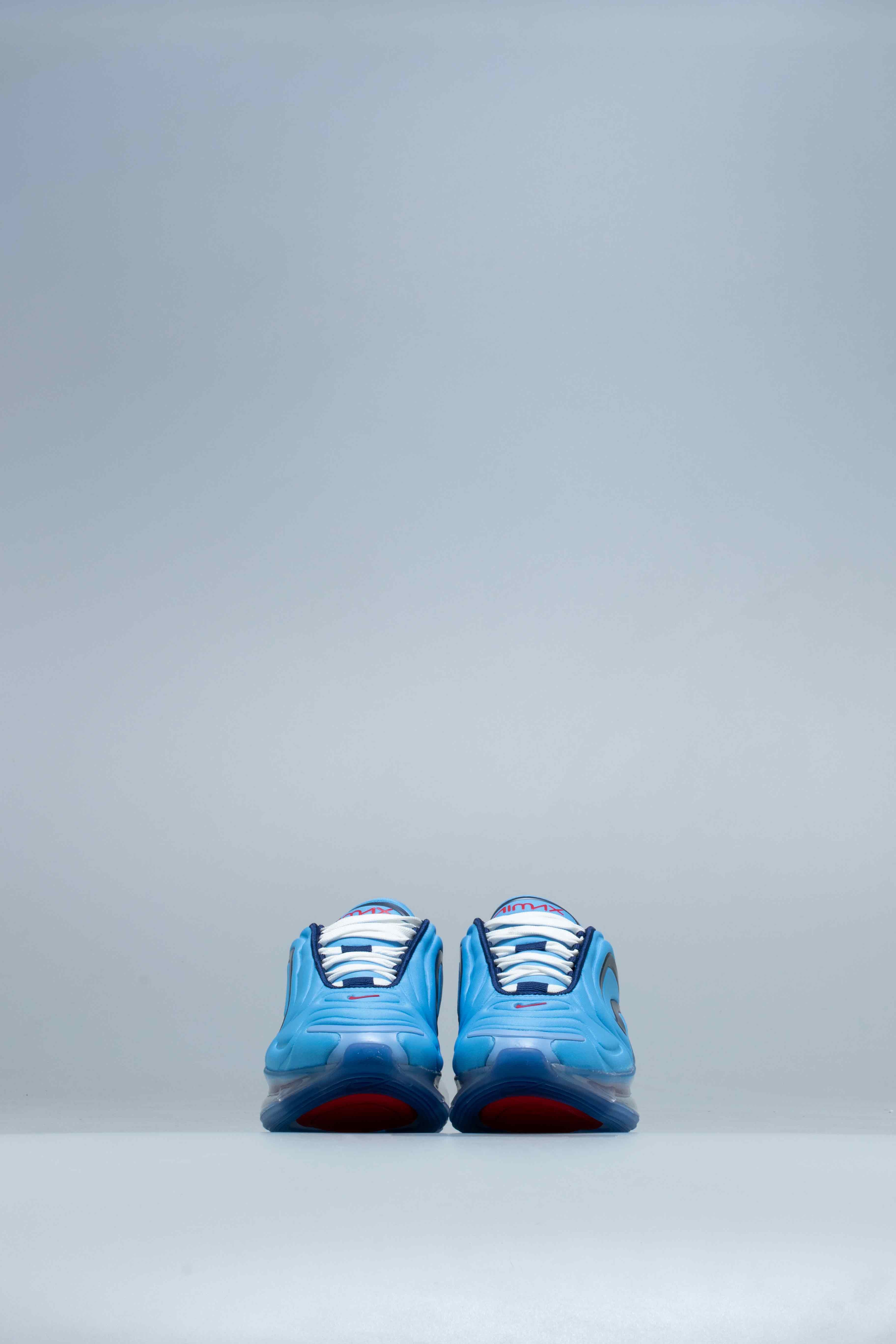 Air Max 720 Womens Shoe Dark Blue Red
