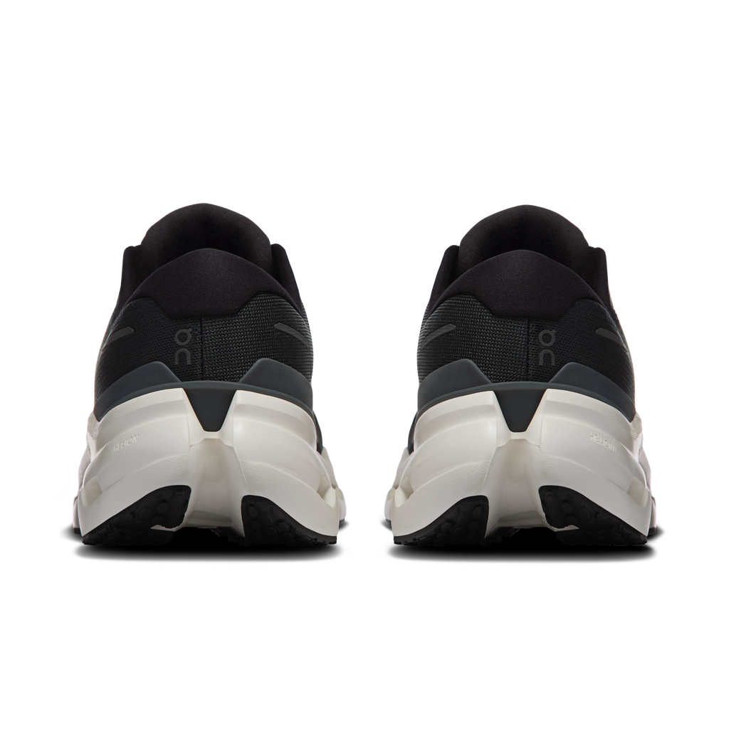 Men's Cloudrunner 3 in Black/Ivory