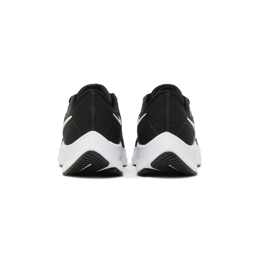 Air Zoom Pegasus 38 'Black White' (2021)