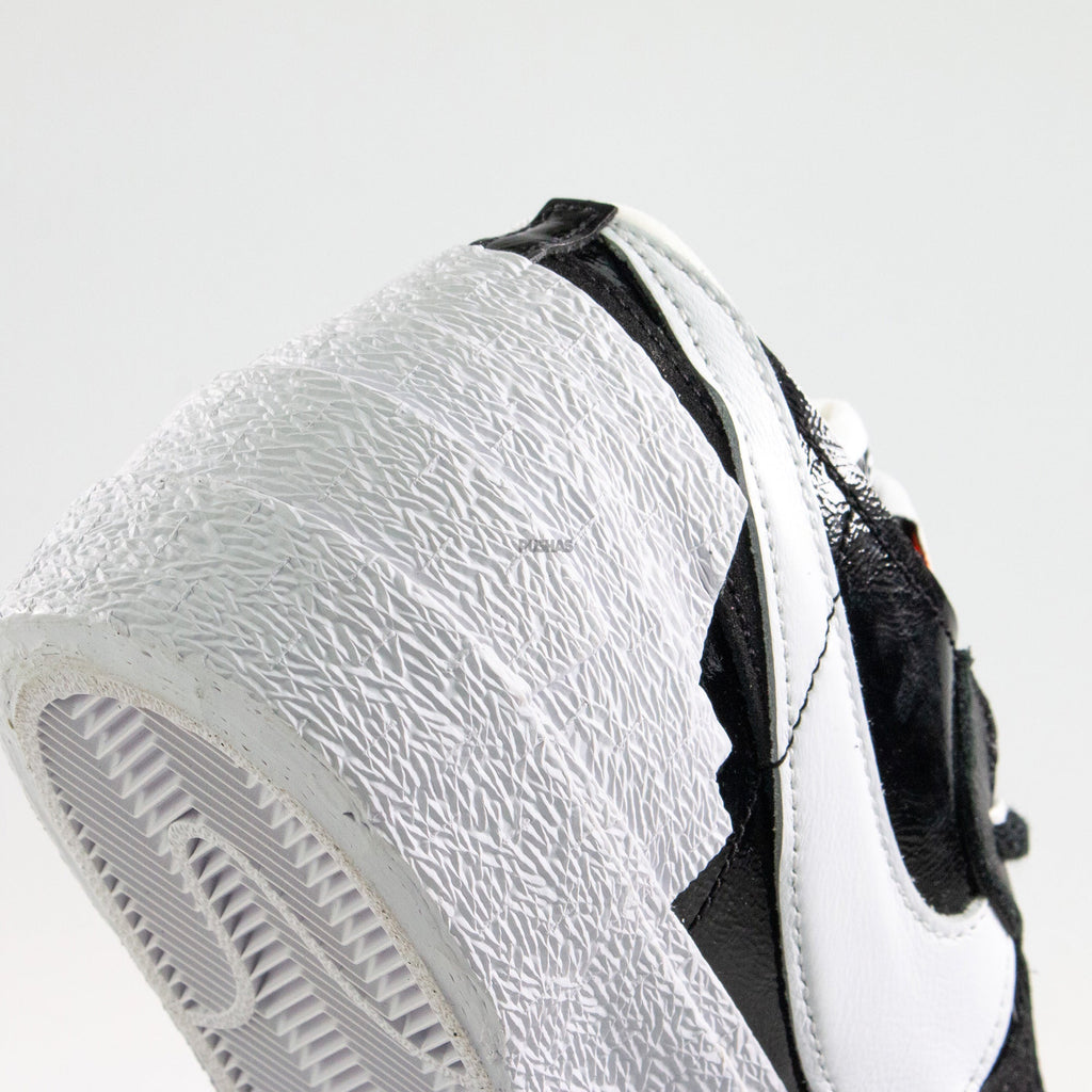 Blazer Low x Sacai 'Black Patent Leather' (2022)