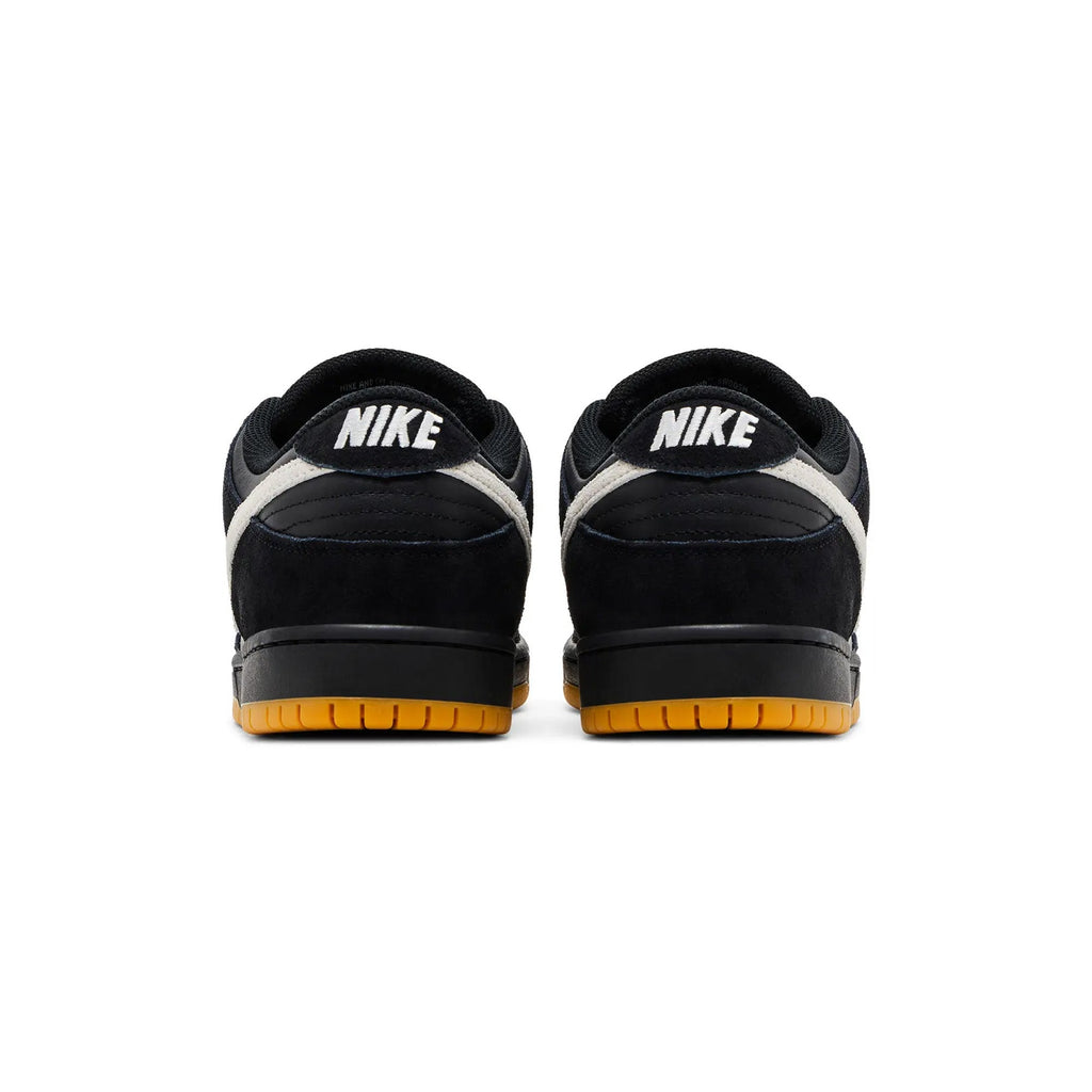 Dunk Low Pro SB 'Black White Gum' (2025)