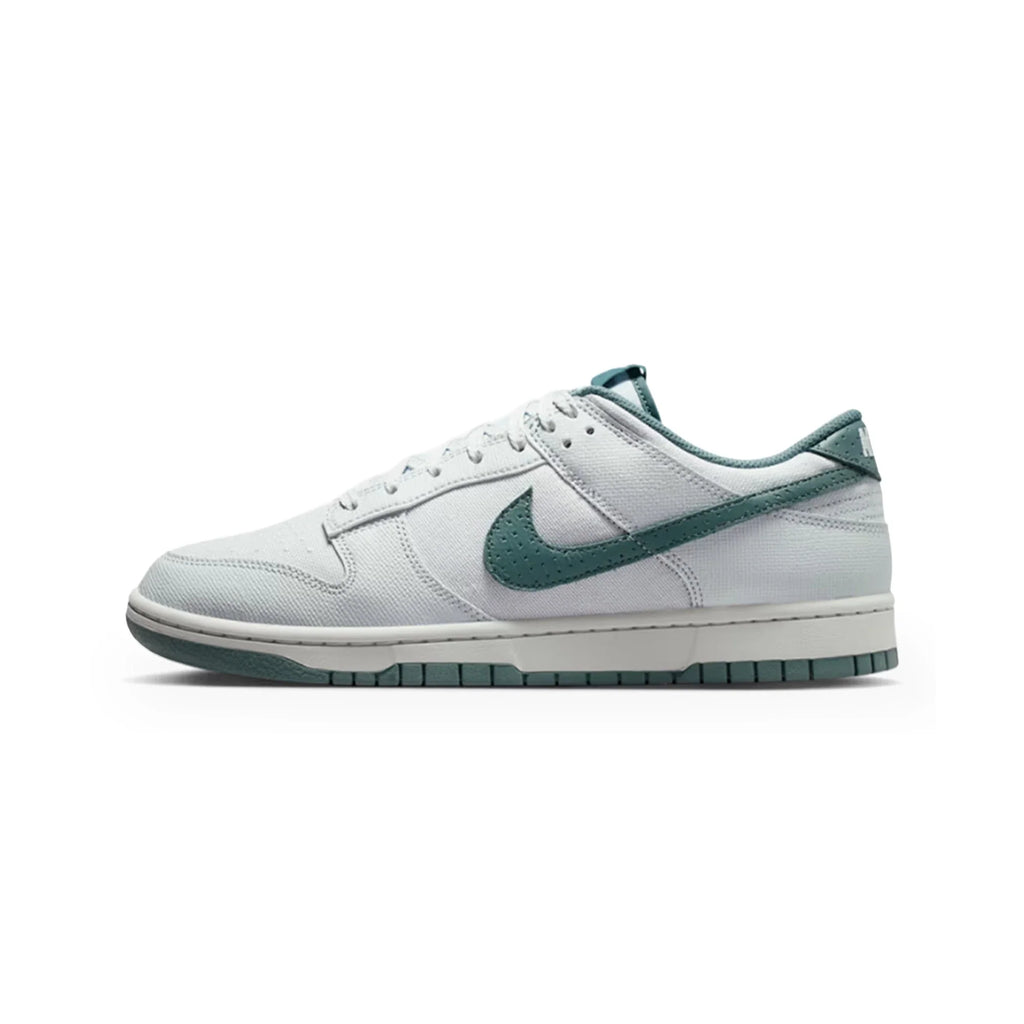 Nike Dunk Low Retro 'Pure Platinum' (2026)