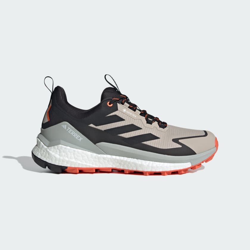 Men's Terrex Free Hiker 2.0 Low Gore-Tex in Wonder Beige Core Black Semi Impact orange