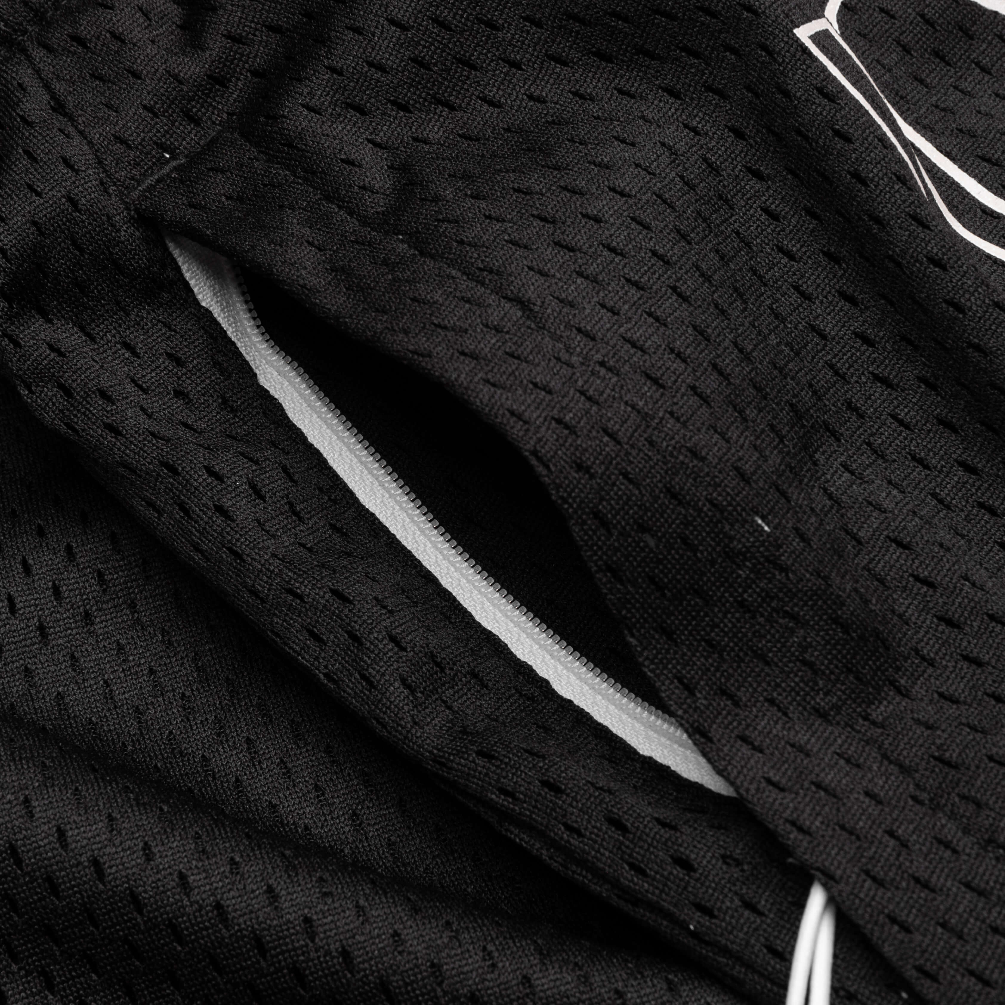 Katakana Shorts Black