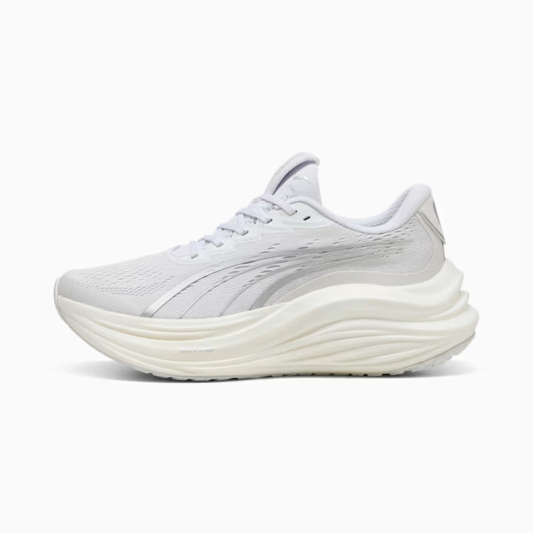 Womens Puma MagMax NITRO Final Sale
