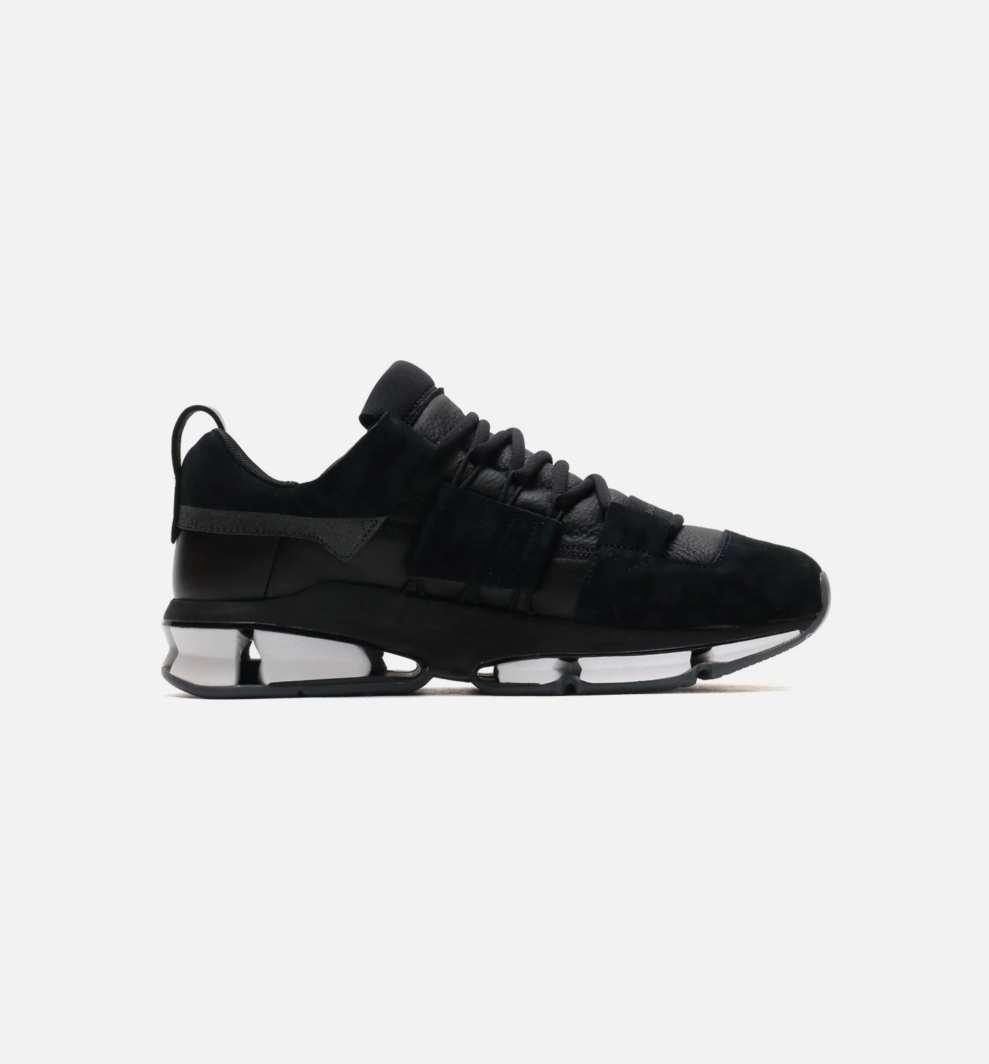 Twinstrike ADV Stretch Leather Mens Shoe Black White