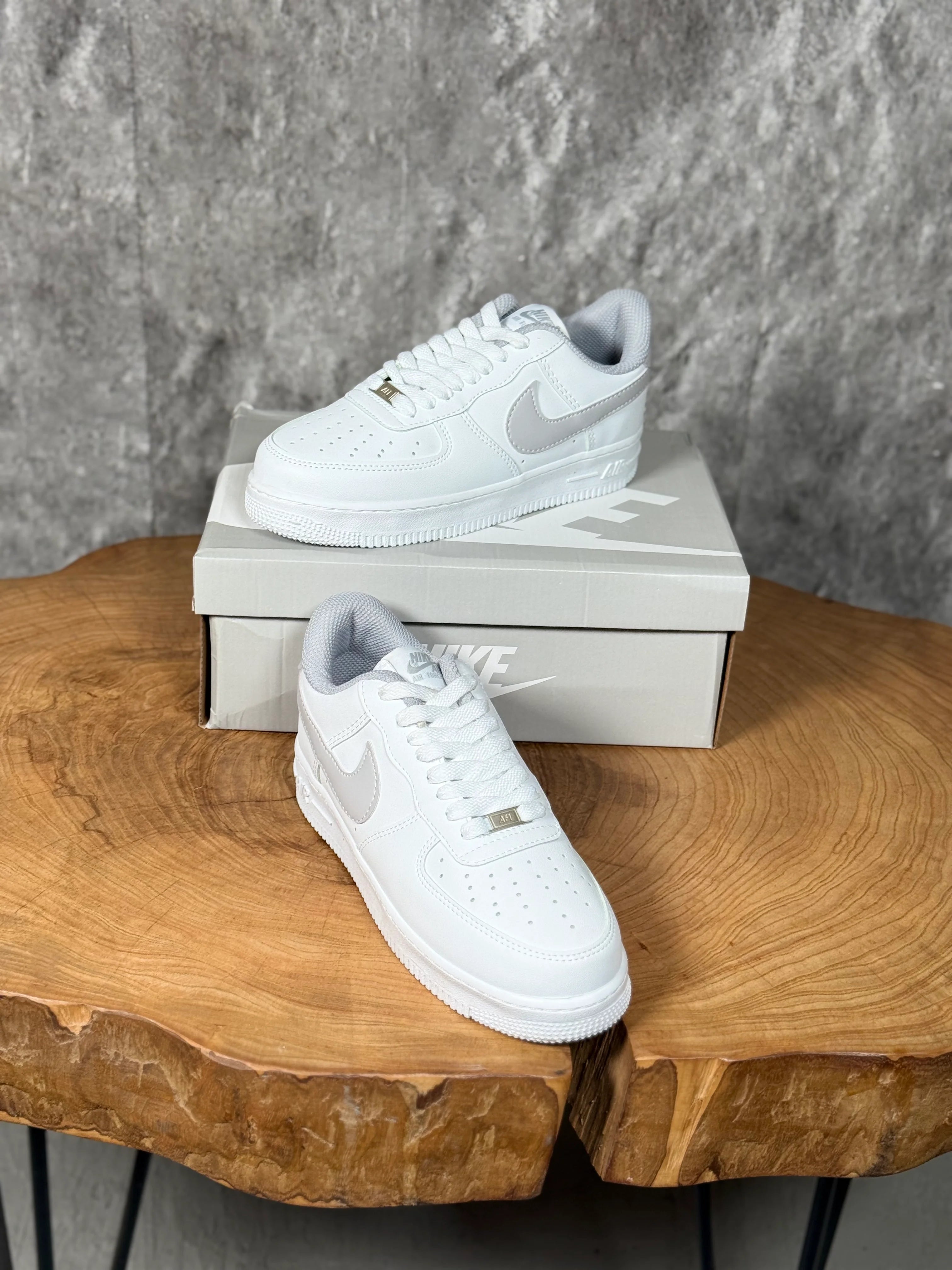 NIKE AF AIR FORCE MODEL