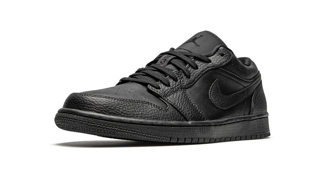 Air Jordan 1 Low Triple Black
