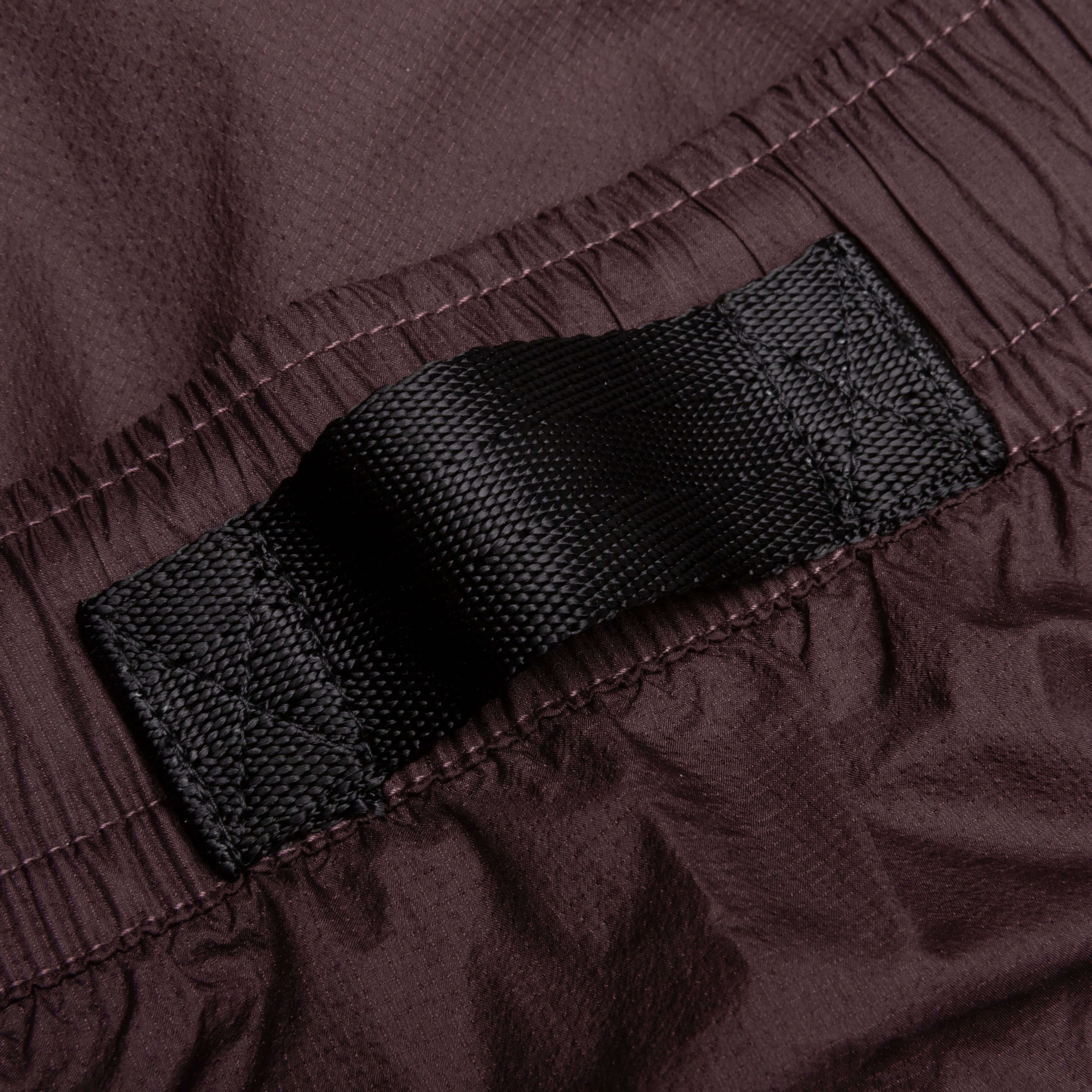 NRG Nocta Track Pant DR Dark Wine Black