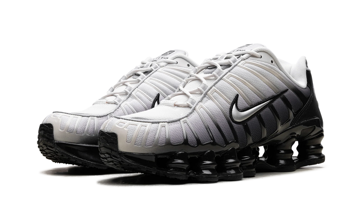 Shox TL WMNS"Off Noir" IB7705 001