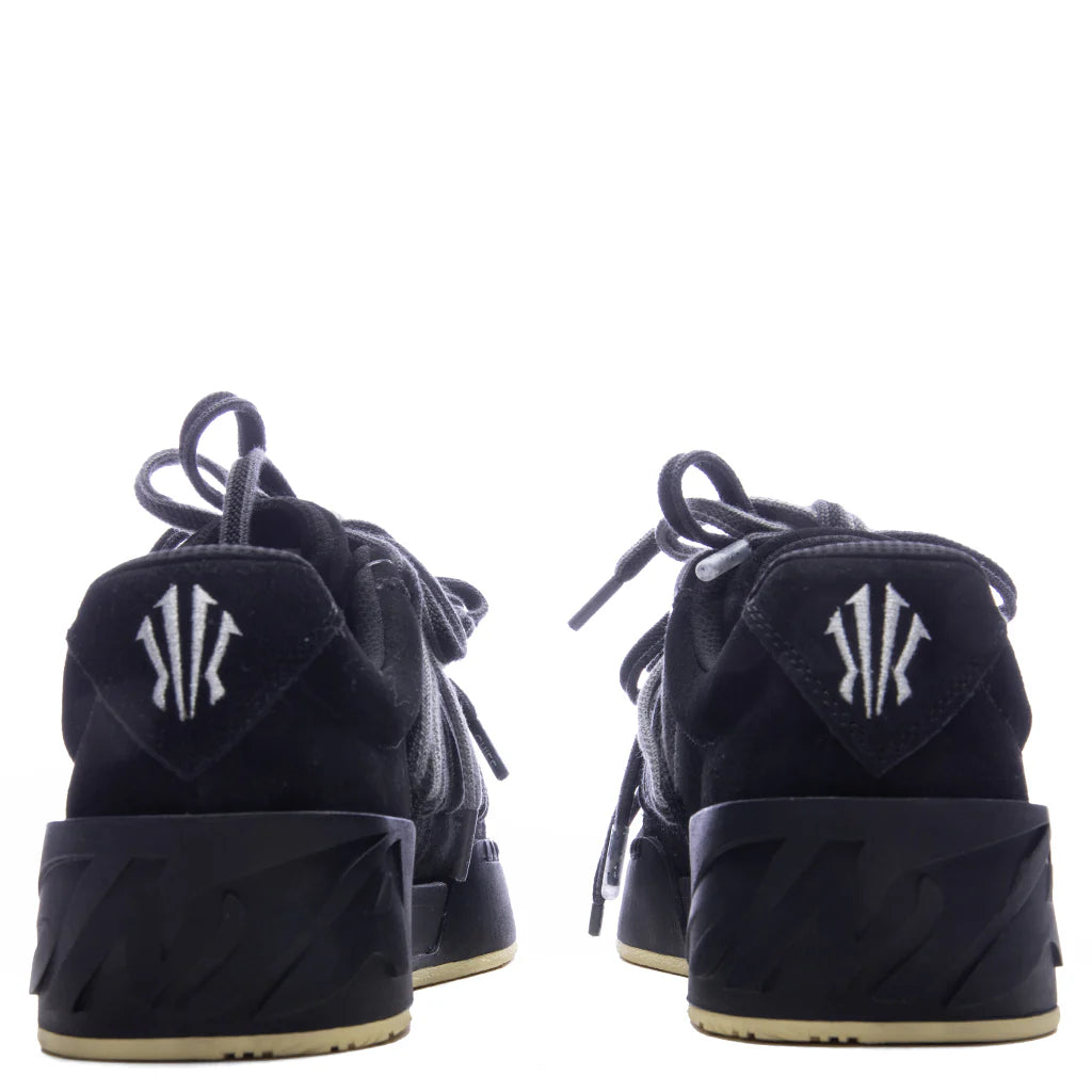 ANTA x Kyrie Irving Hélà Style Roots Yin Black
