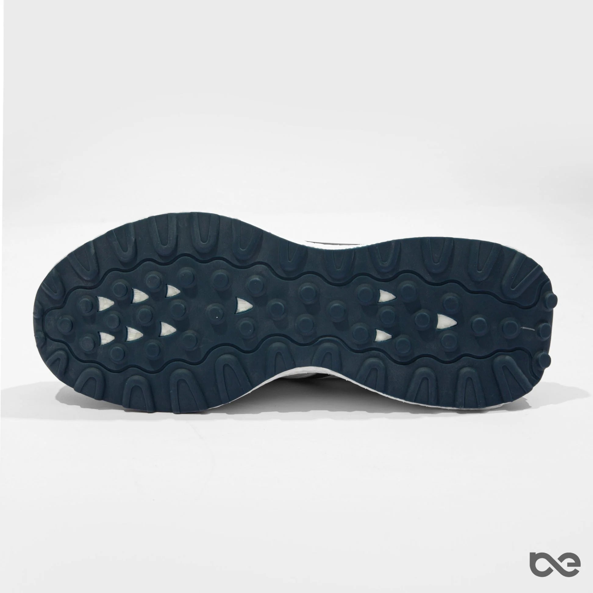 TITAN SNEAKER