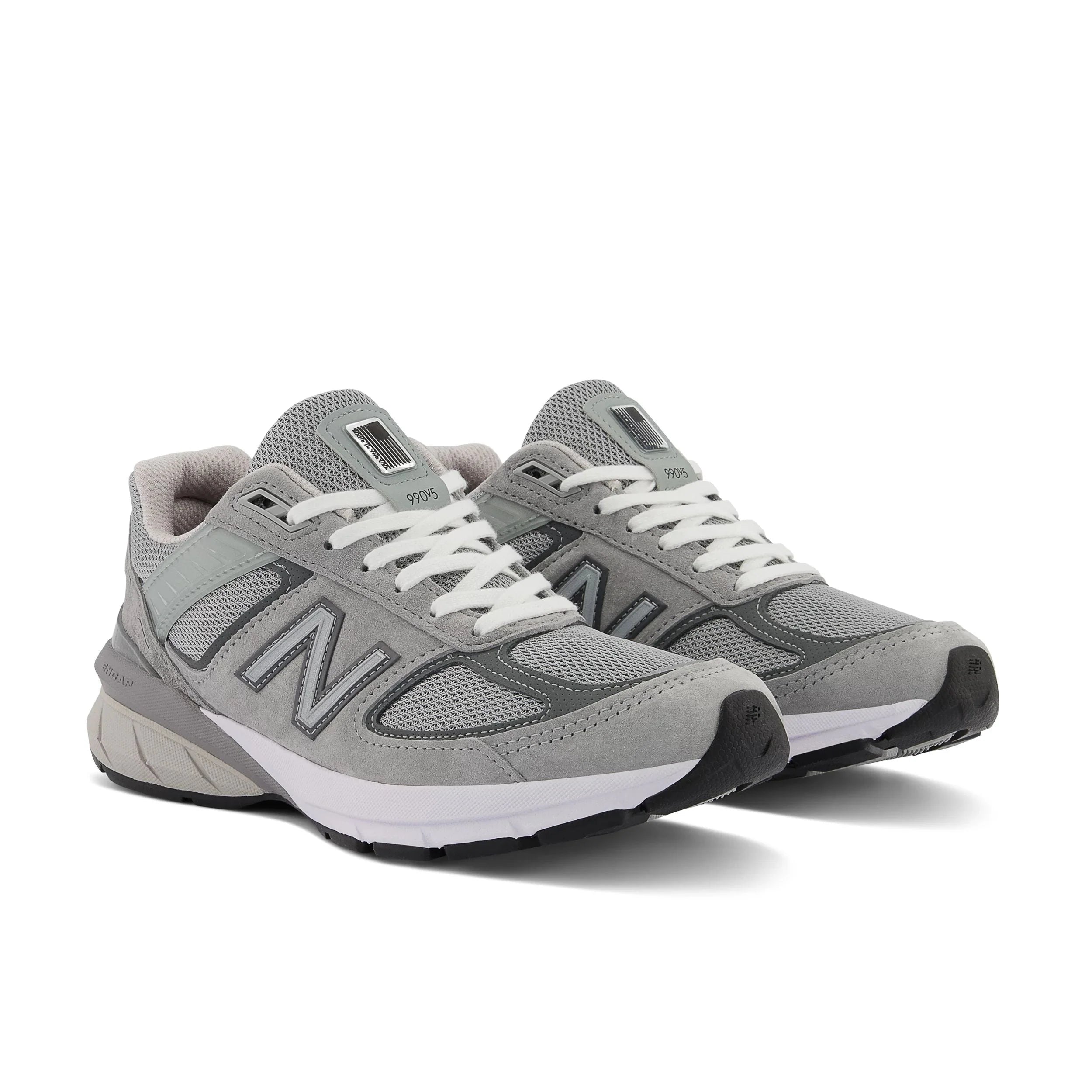 Women's 990v5