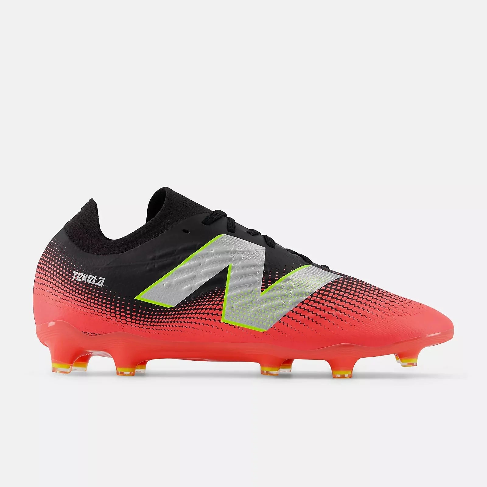 New Balance Tekela Magia Low Laced FG Firm Ground V4 Black