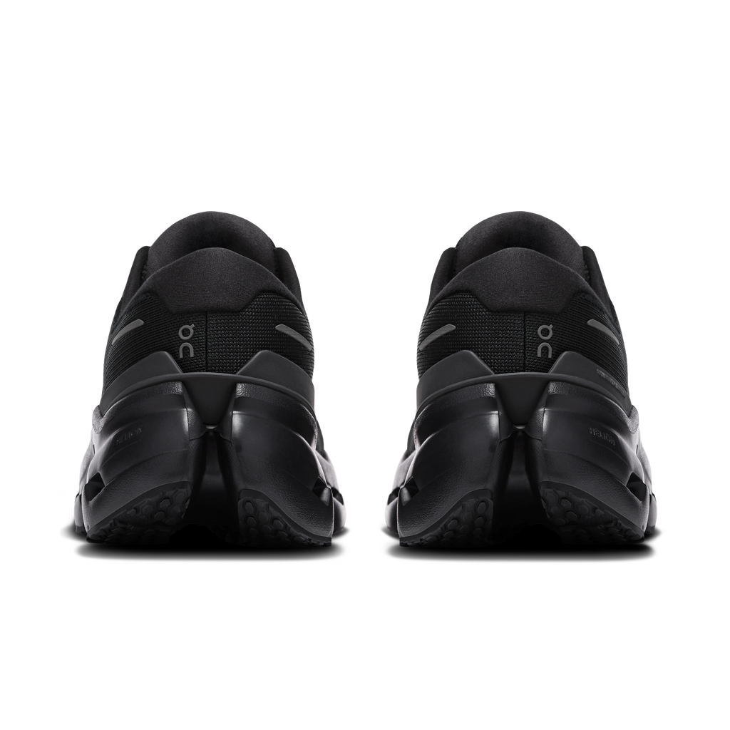 Women's Cloudrunner 3 in Black/Black