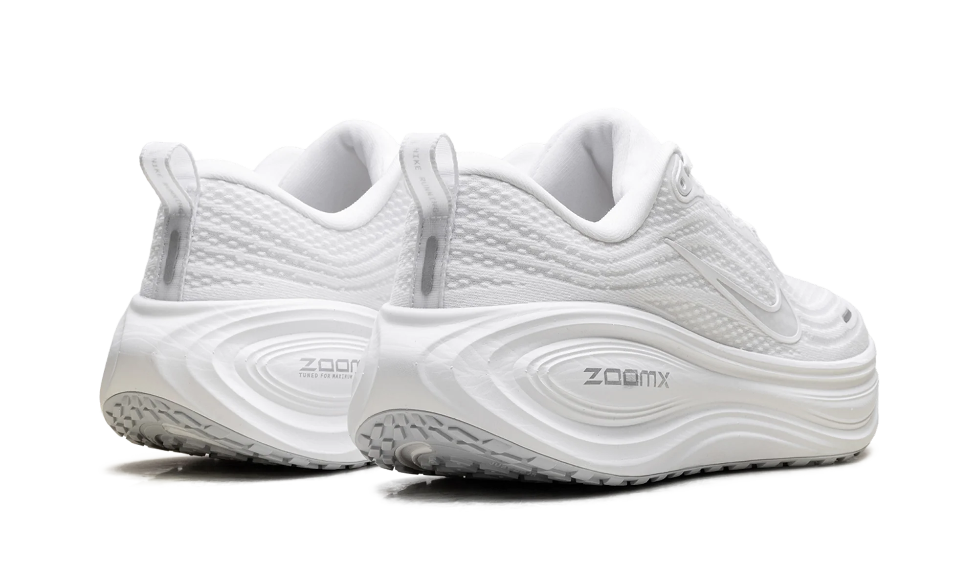 Vomero Plus WMNS"Triple White" HV8154 102