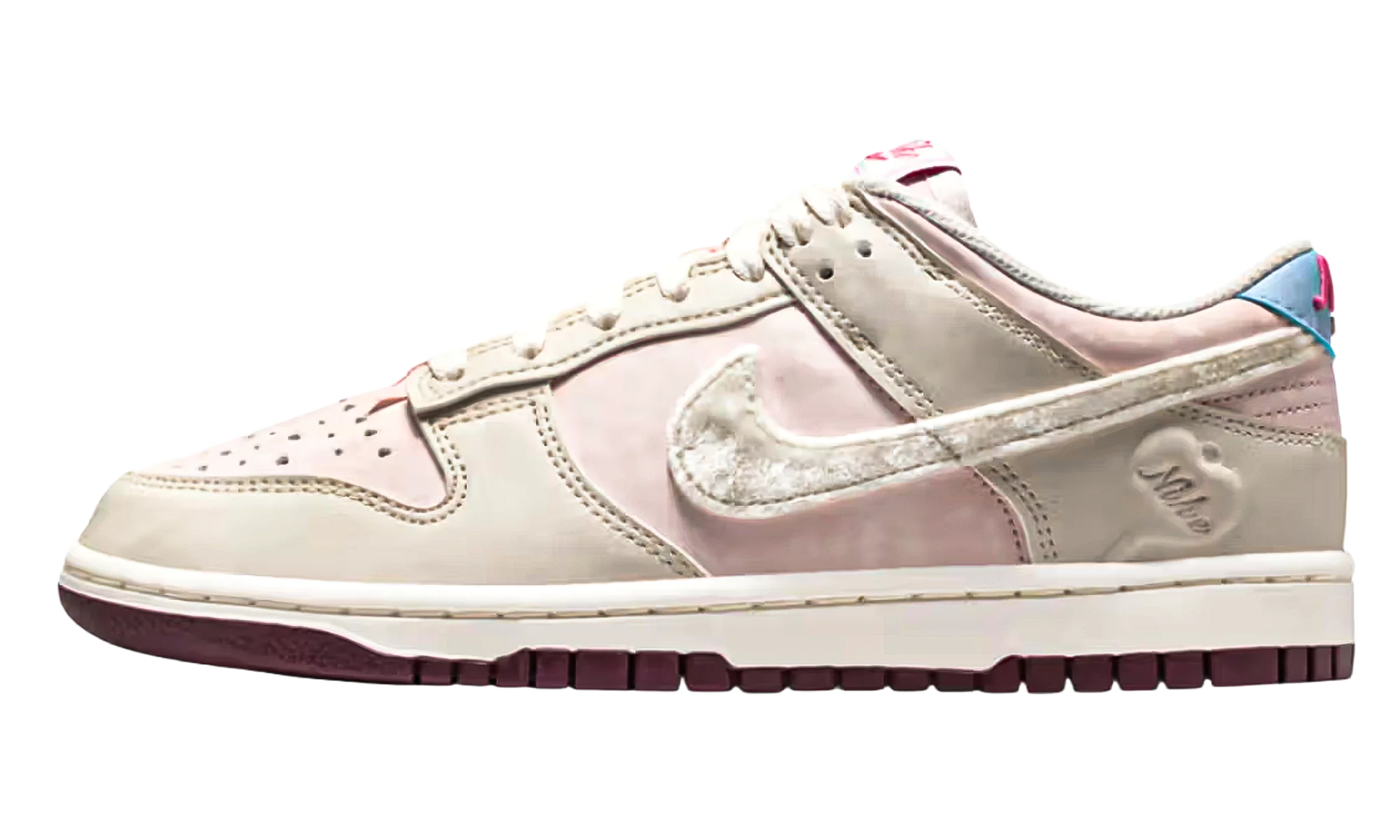 Nike Dunk Low WMNS "Valentine's Day" IQ1145 610
