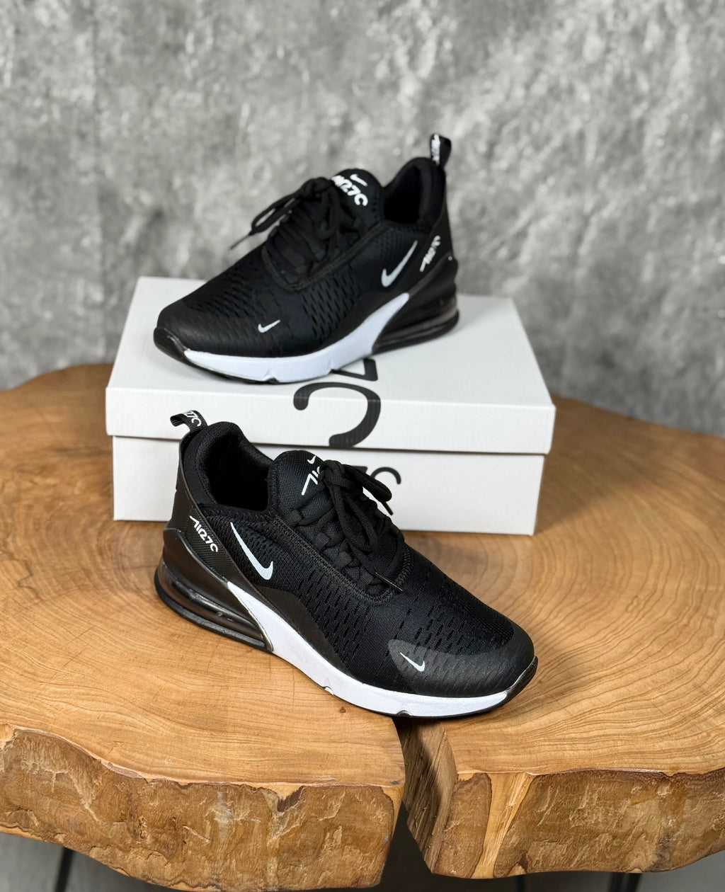 NIKE 270 MODELİ