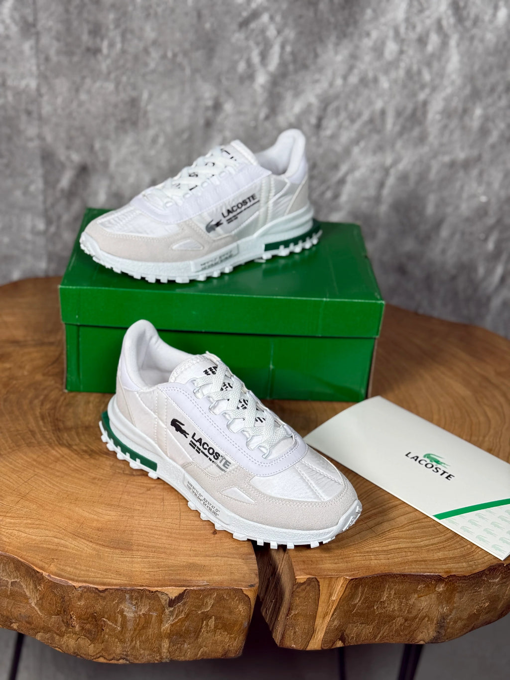 LACOSTE MODEL