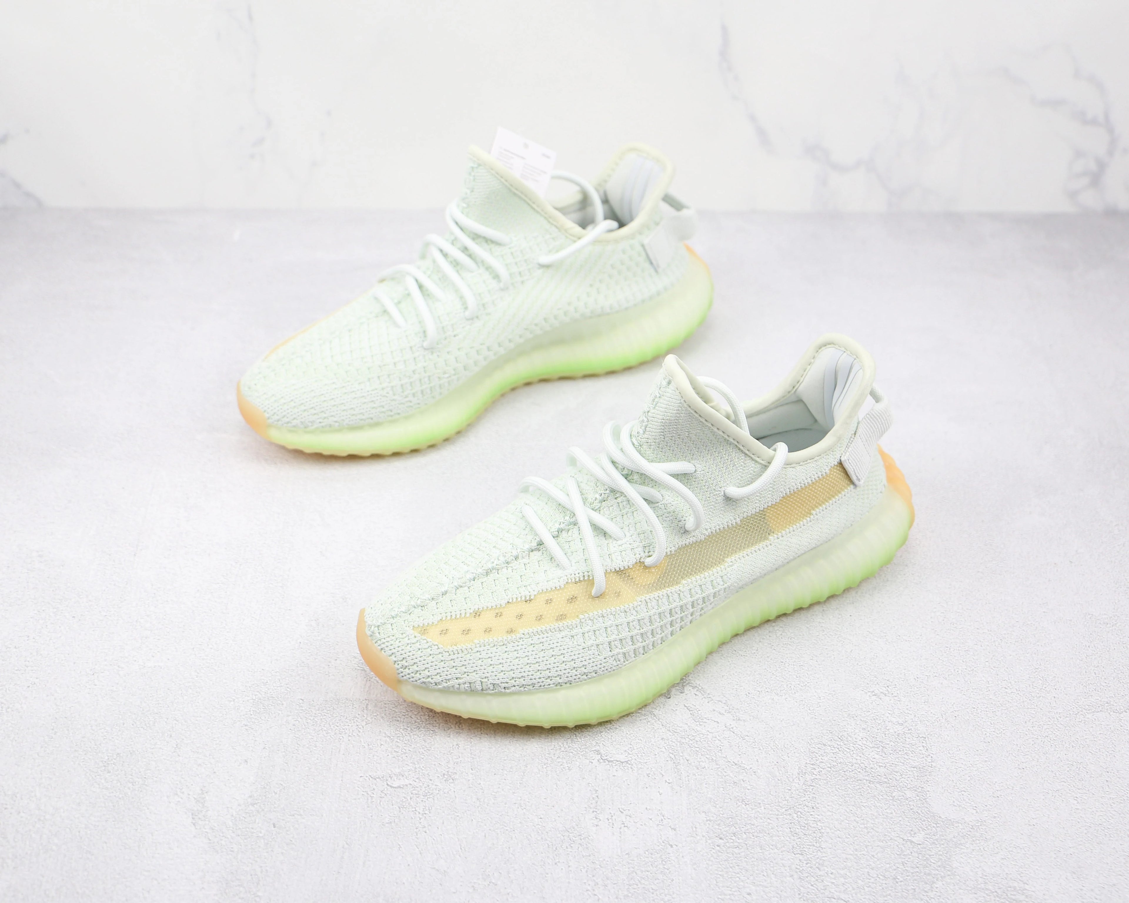 Adidas Yeezy Boost 350 V2 Hyperspace