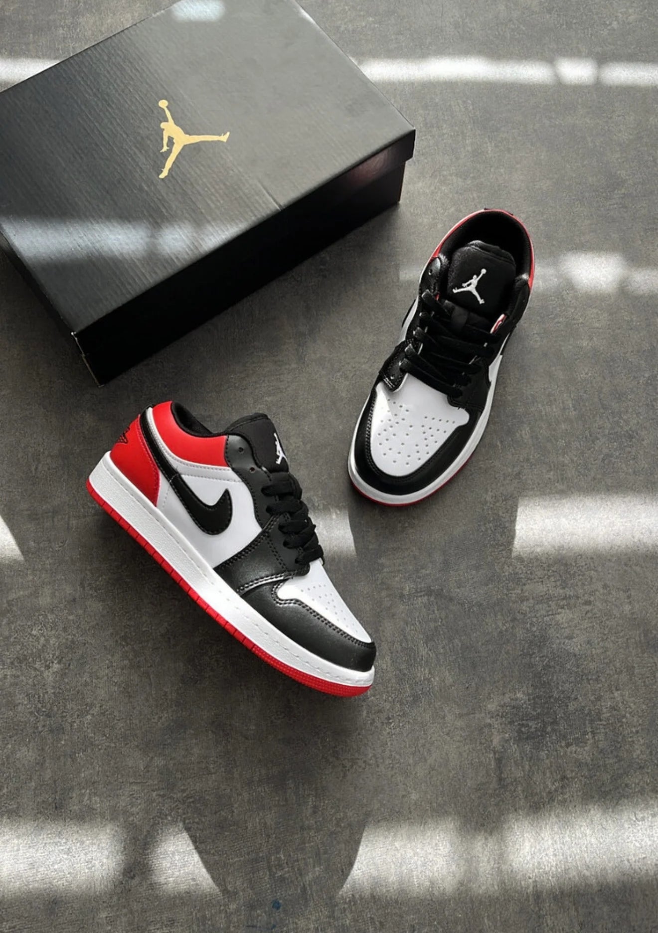 NIKE JORDON