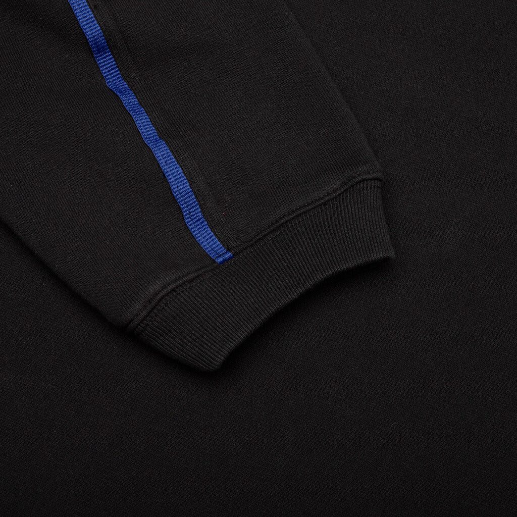 Oval Pullover Hood Black
