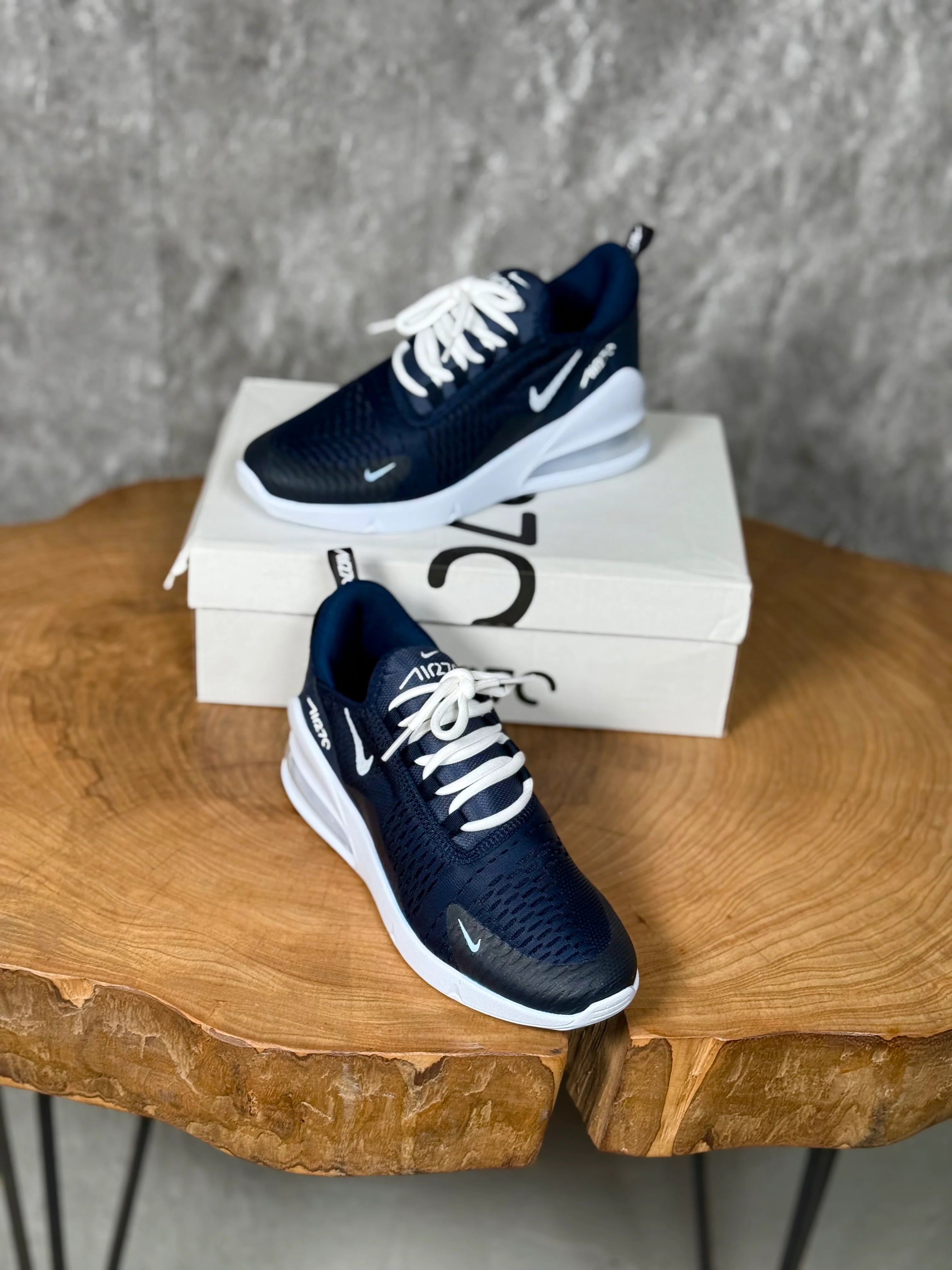 NIKE 270 MODELİ