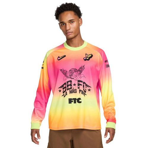 Nike SB Club 58 Long Sleeve Skate Top Hyper Pink