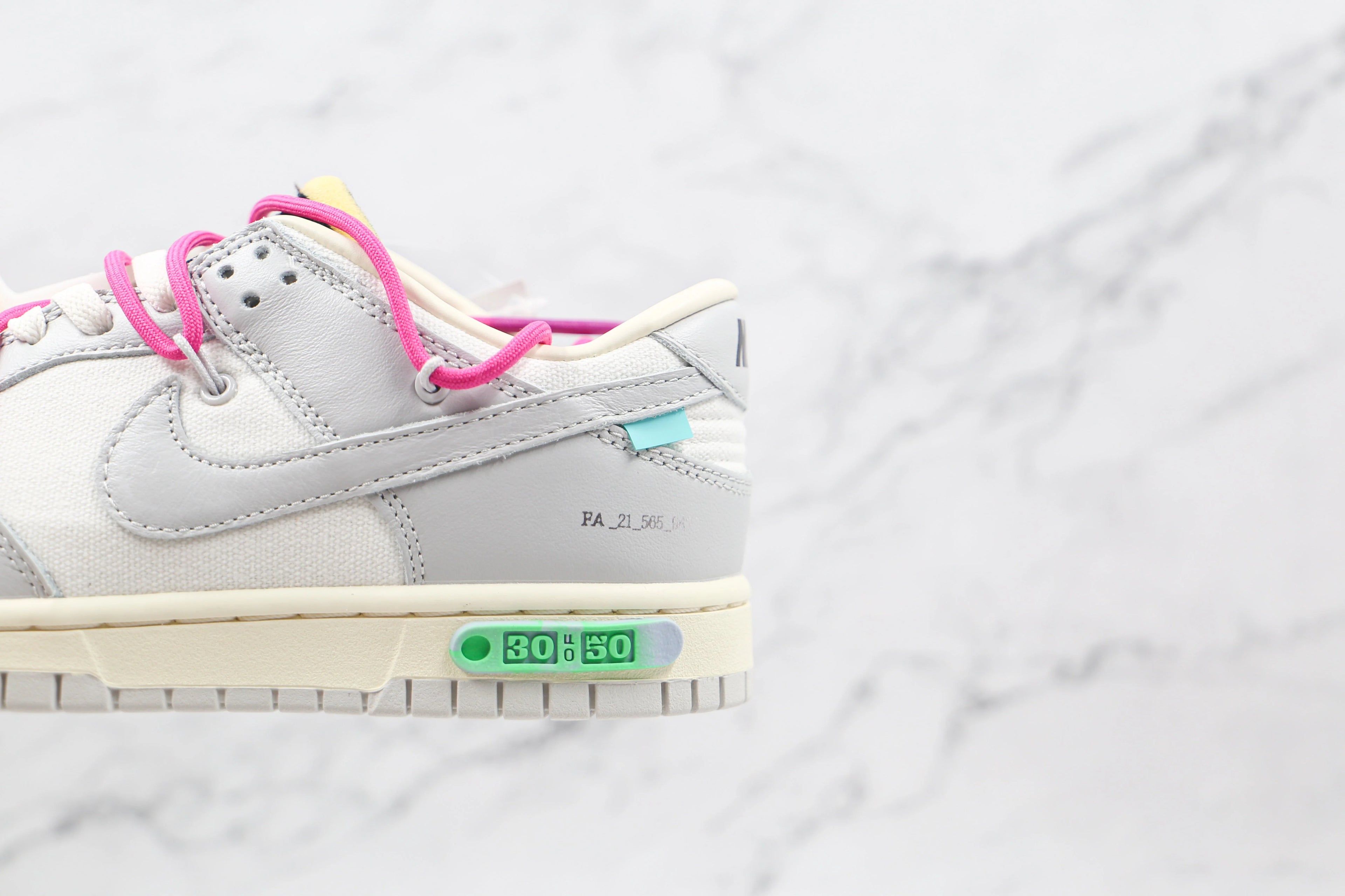Nike Dunk Low Off White Lot 30
