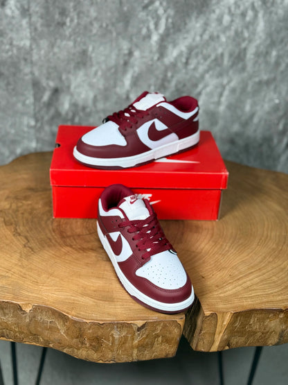 NK DUNK LOW MODEL