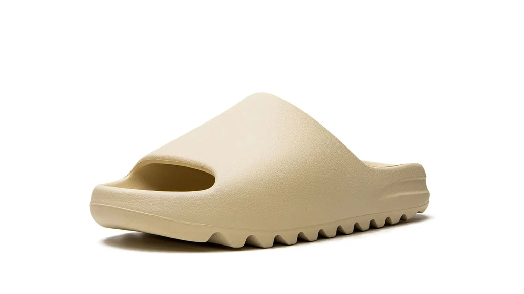 YEEZY SLIDE Pure