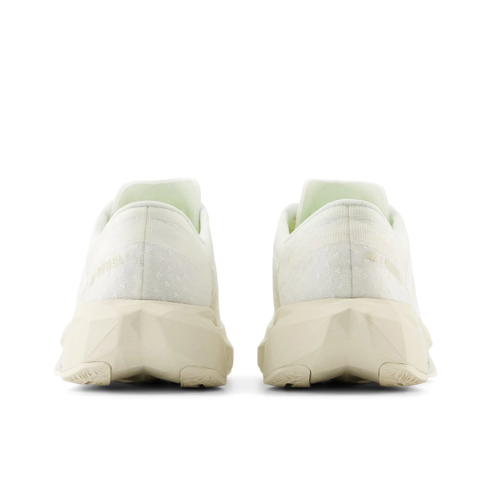 Women's FuelCell Rebel v4