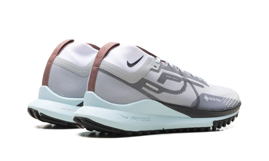 React Pegasus Trail 4 Gore-Tex WMNS "Light Smoke Grey Glacier Blue Football Grey Black" DJ7929 005