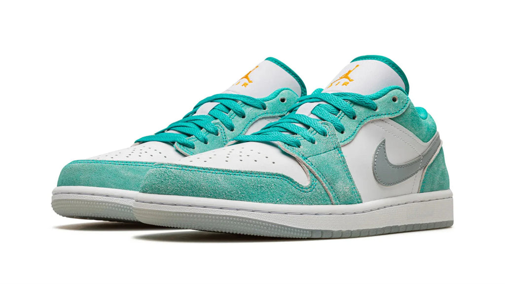 Air Jordan 1 Low SE New Emerald