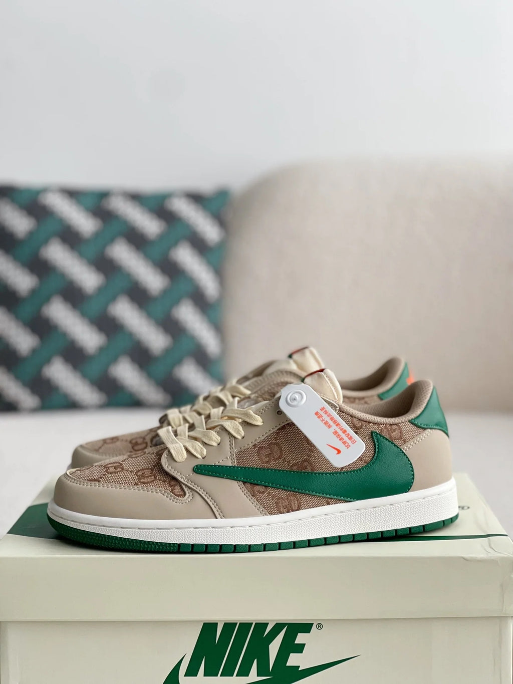 Gucci x Nike Dunk Low Sneaker