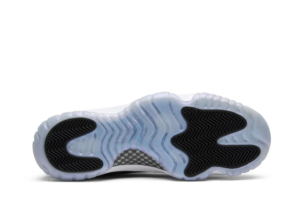Jordan 11 Retro Low Emerald