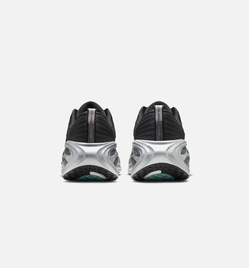 Vomero Plus Mens Lifestyle Shoe Anthracite Reflect Silver Cannon White