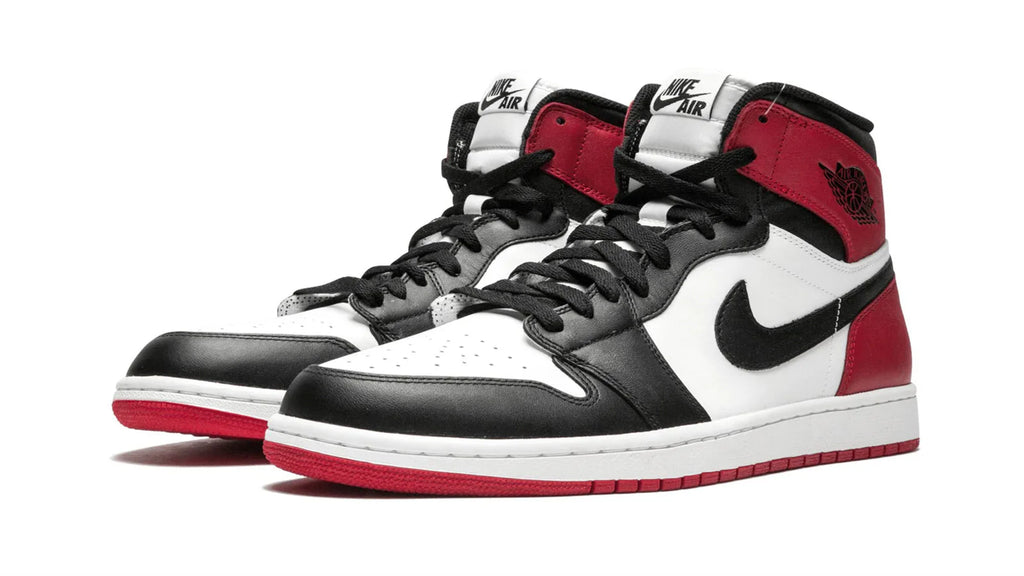 Air Jordan 1 Retro High OG GS Black Toe 2016