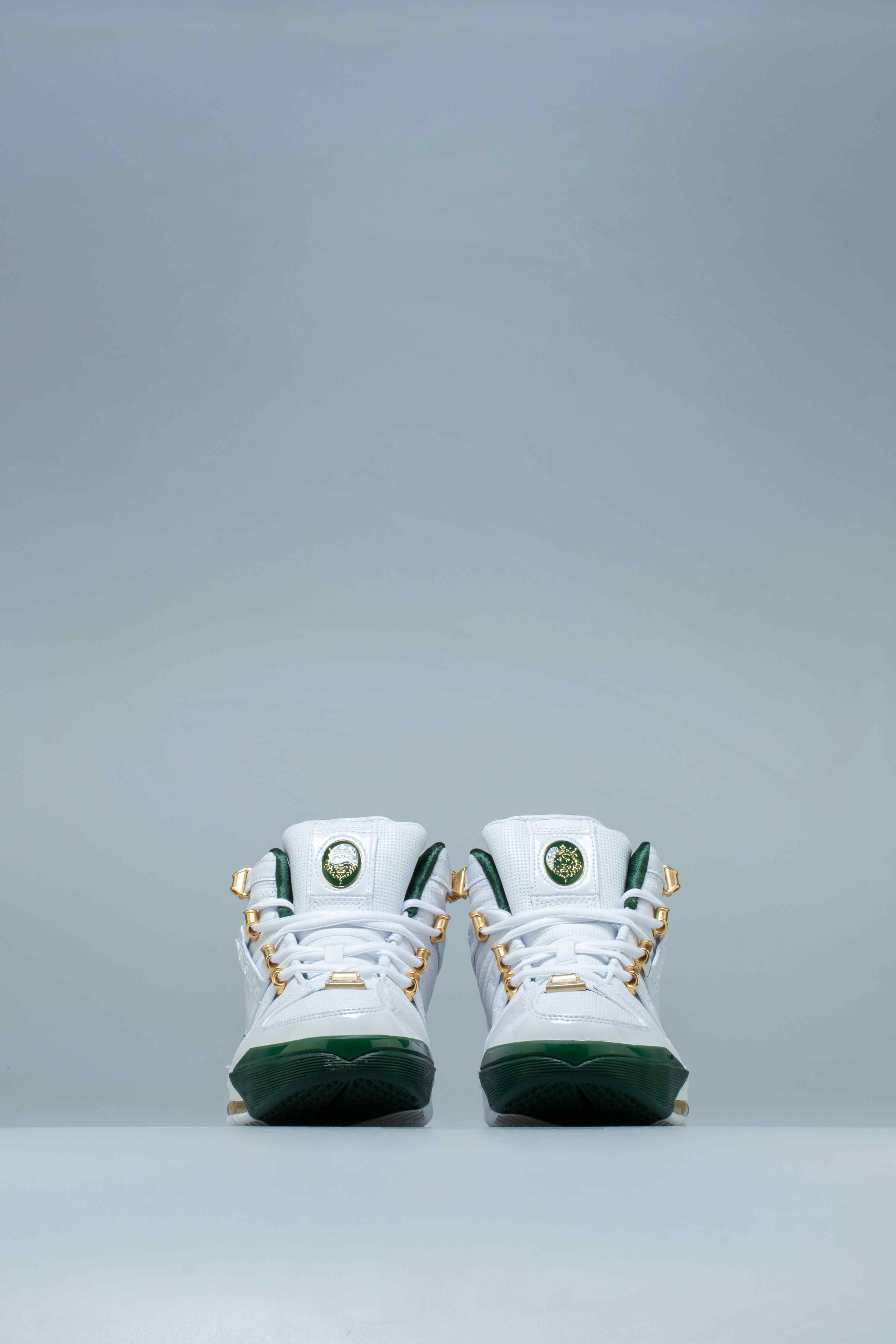 Lebron 3 QS Svsm Home Mens Basketball Shoe White Deep Forest Gold Dust