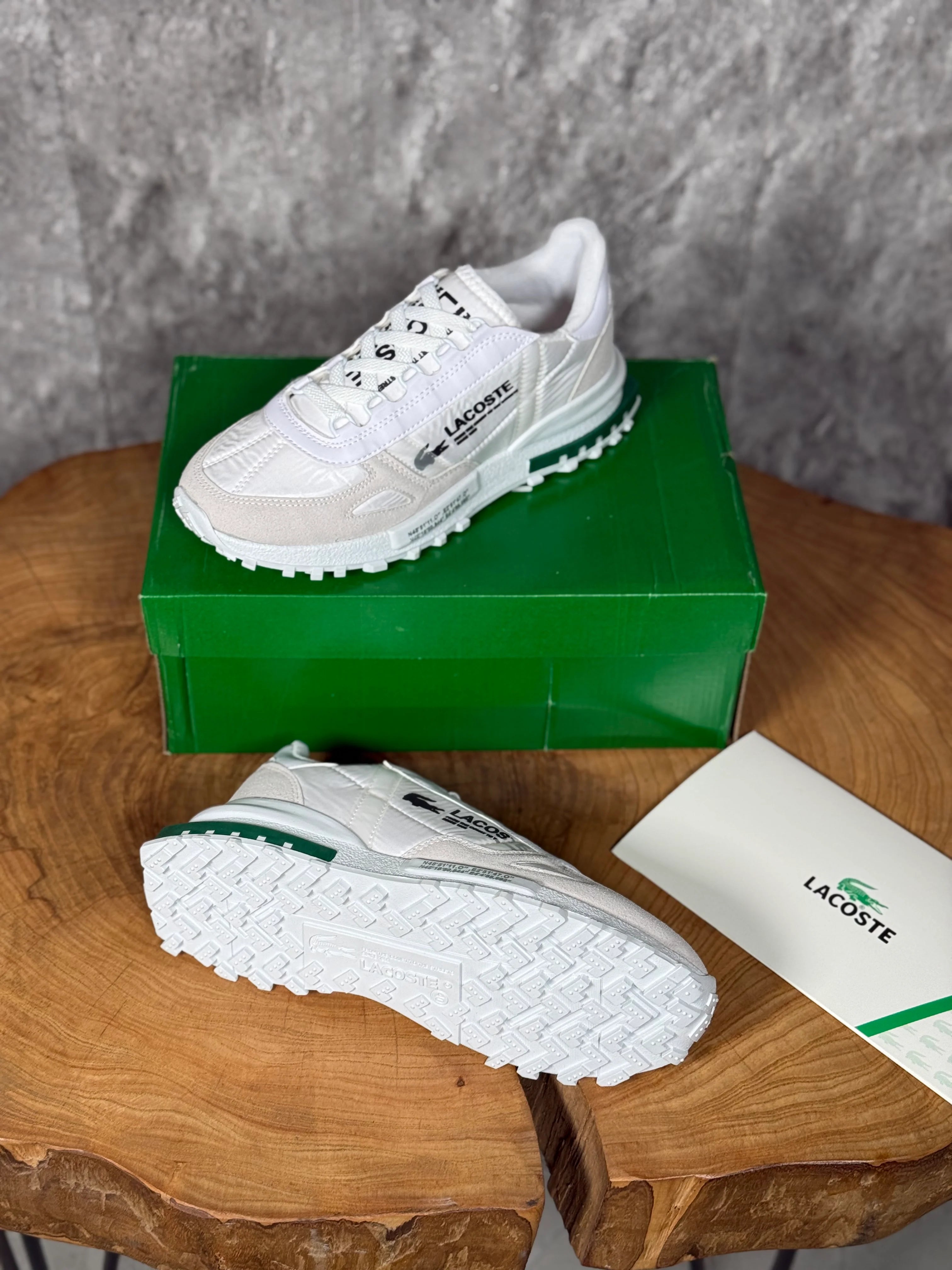 LACOSTE MODEL