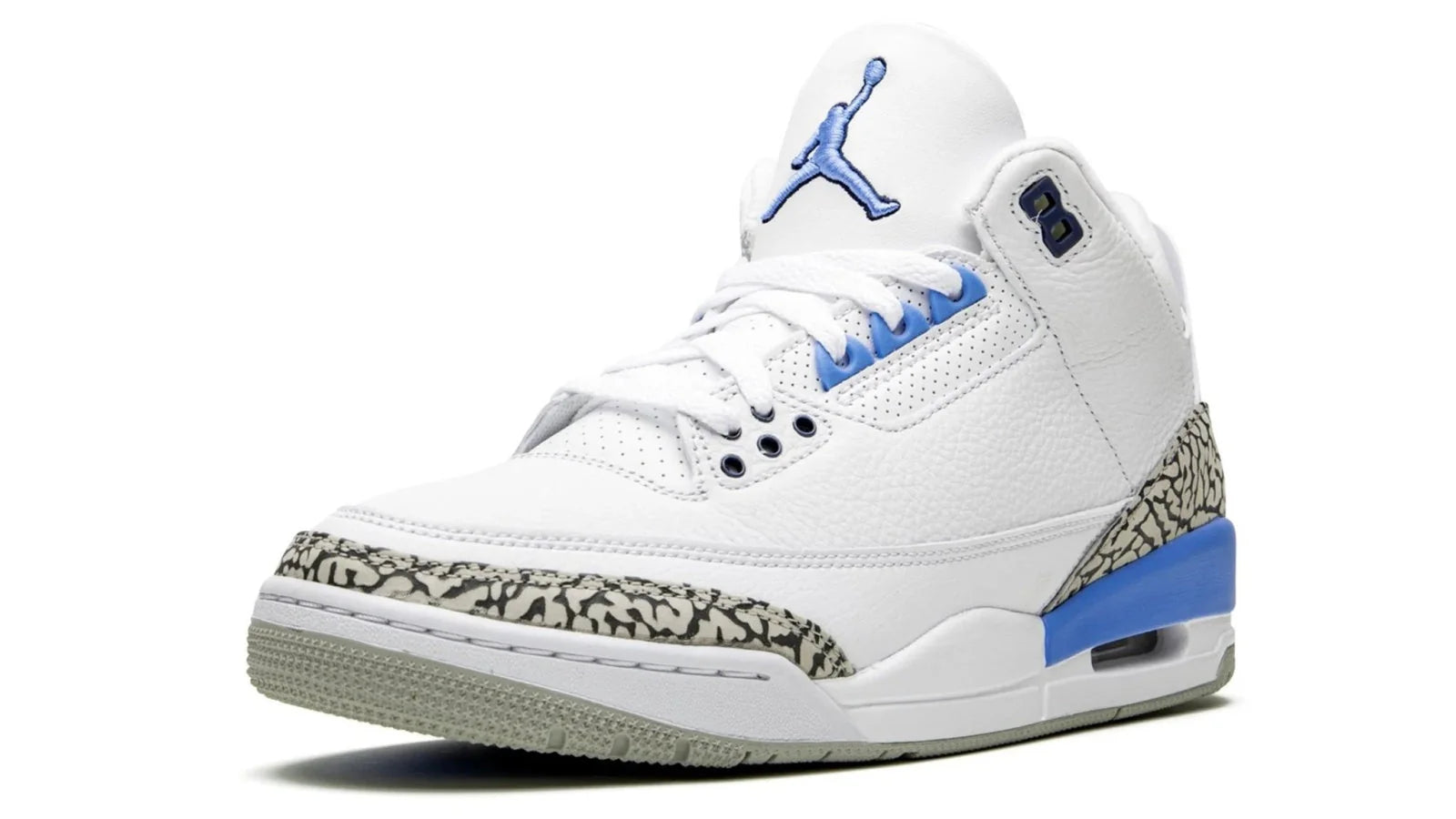 Air Jordan 3 Retro UNC