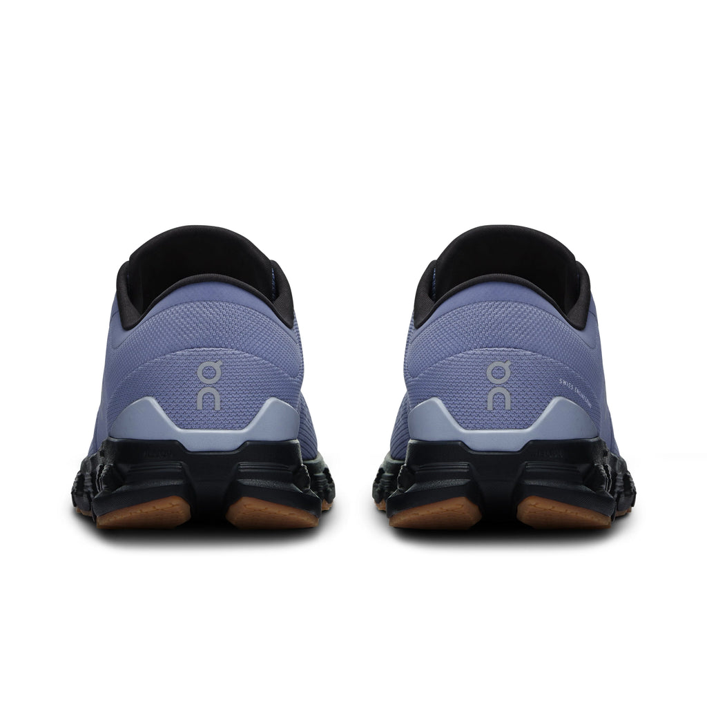 Women's Cloud X 4