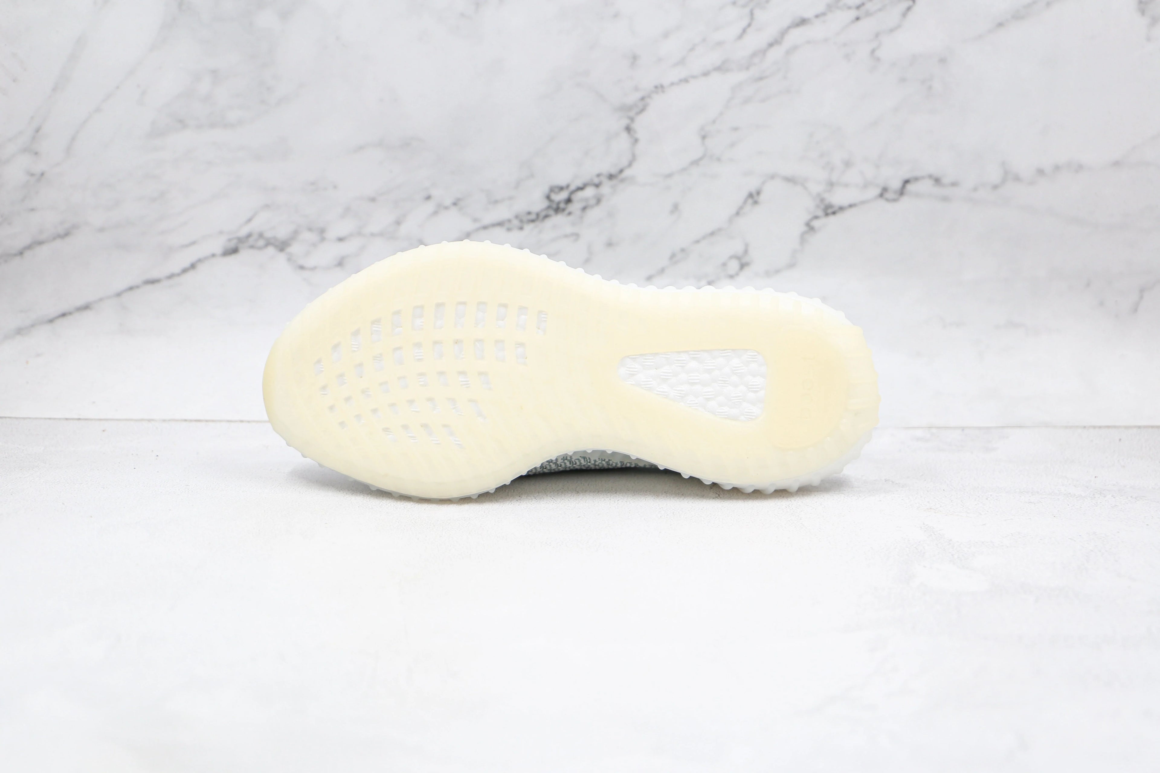 Adidas Yeezy Boost 350 V2 Cloud White Reflective