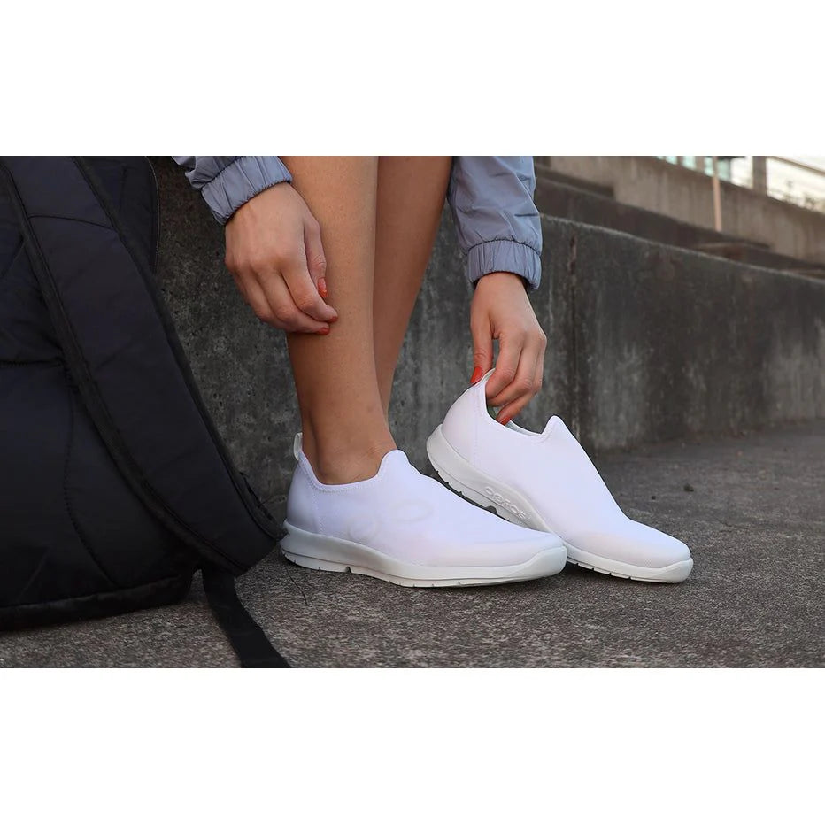 Women's OOmg Sport Low Shoe in White