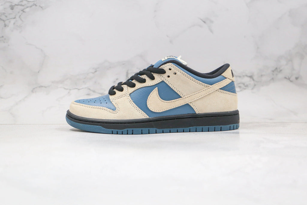 Nike Dunk SB Low Light Cream Thunderstorm