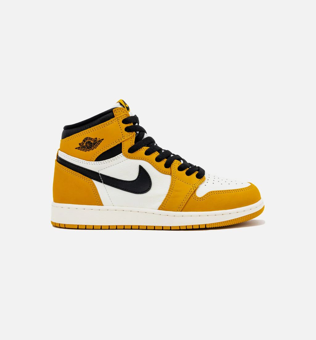 Air Jordan 1 Retro High OG Yellow Ochre Grade School Lifestyle Shoe Yellow Ochre Sail Black